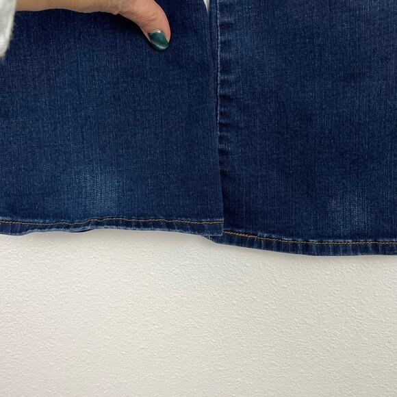 Levi’s Women’s Demi Curve Modern Rise Boot Cut Skinny Jeans - Picture 8 of 11